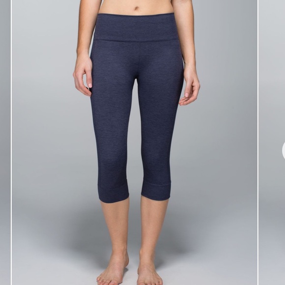 Lululemon Seamlessly Street Crop - Picture 1 of 5